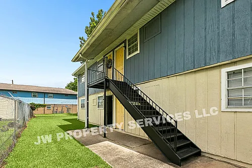 204 Wilker Neal Ave. Photo 1