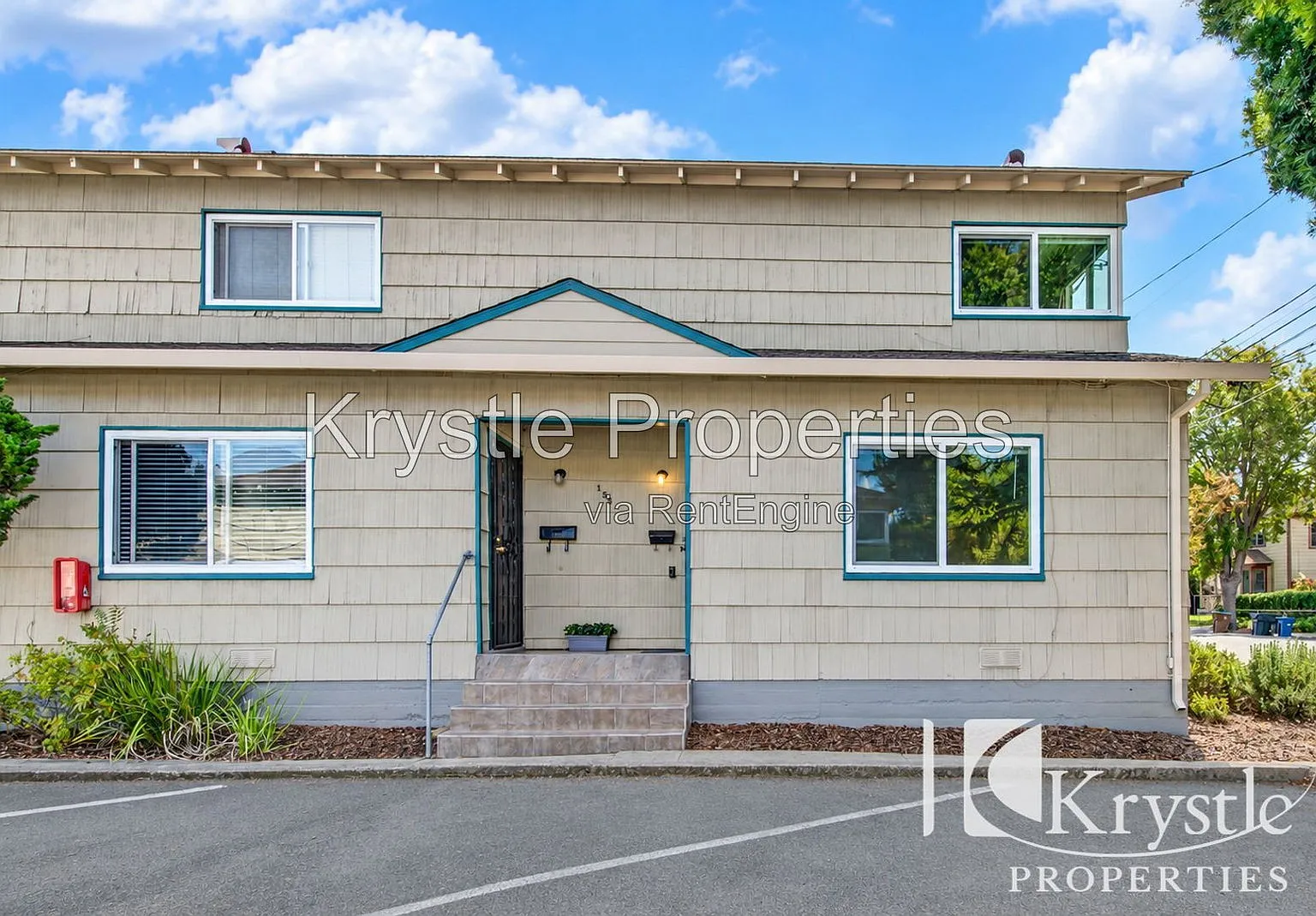 1 bed, 1.0 bath, $2,000 — Photo 1
