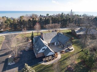 4760 Lighthouse Dr, Racine, WI 53402