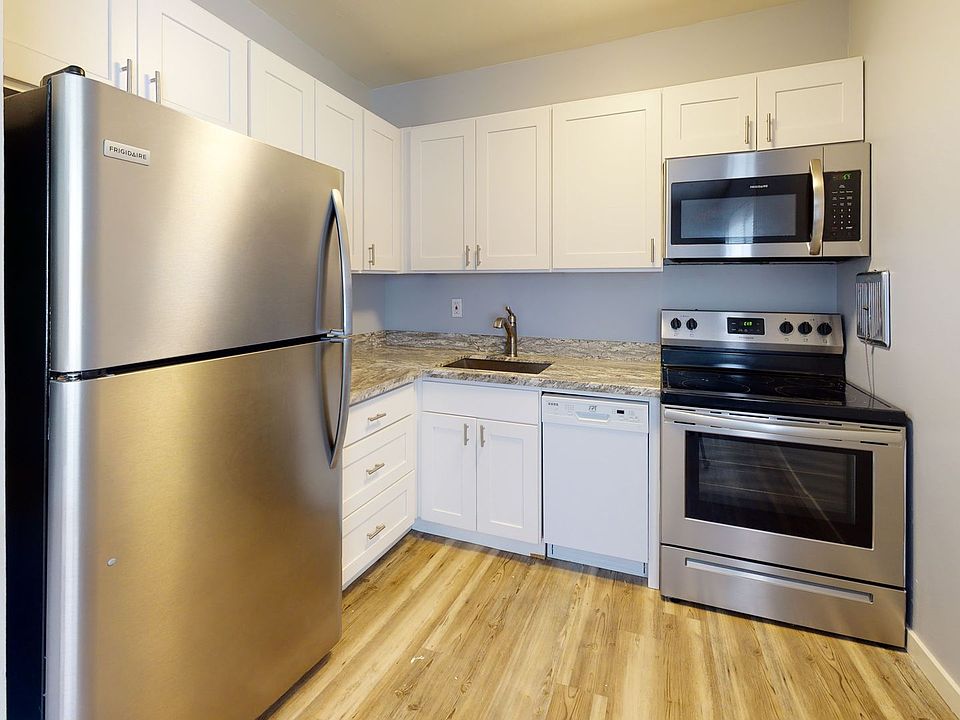 1st image of 3817 Evanston Ave N #7f005c85c