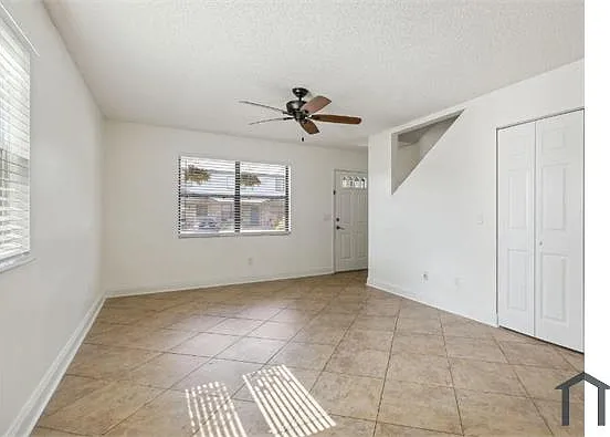 2 bed, 1224 sqft, $2,350 — Photo 2