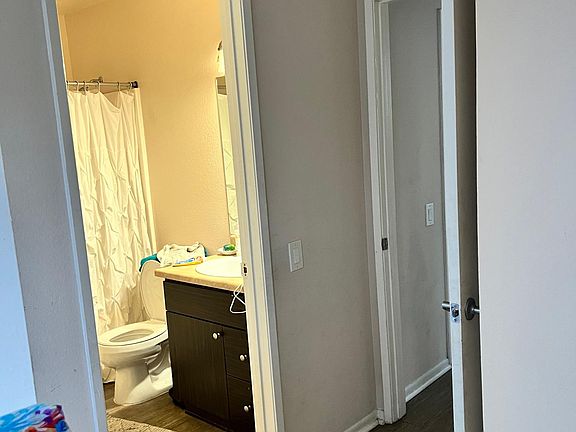 5th image of 11761 Stoney Peak Dr #125