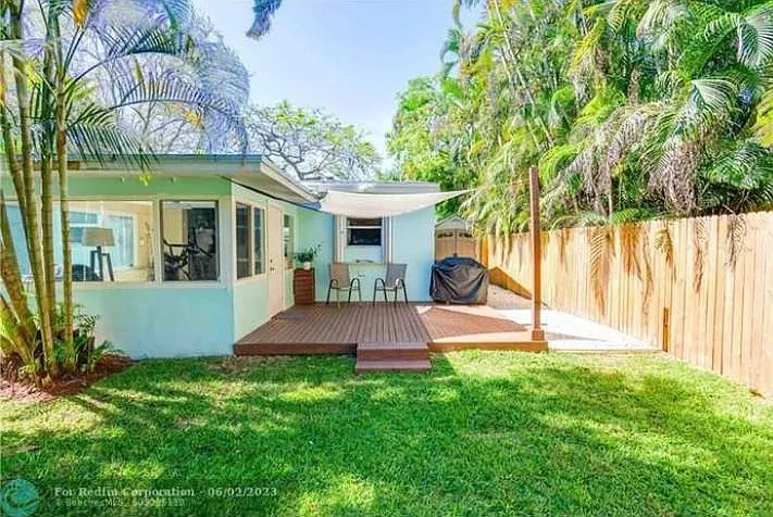 727 NW 18th St — Photo 18