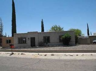 8402 E Rolling Ridge St, Tucson, AZ 85710