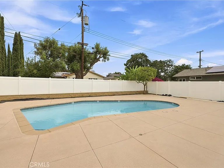 17511 Leafwood Ln — Photo 44