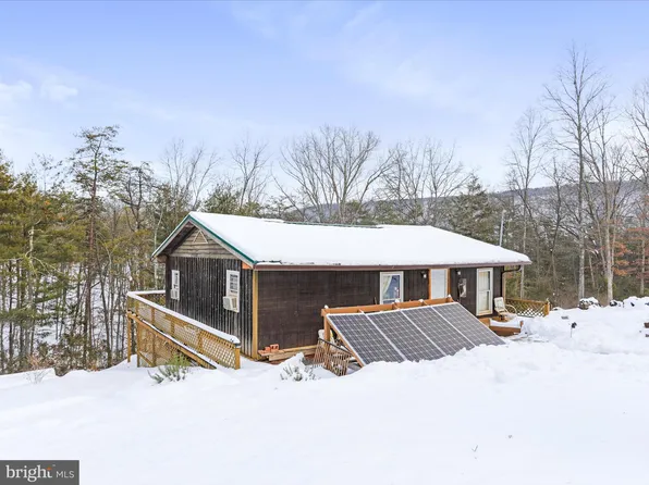 346 Mystic Mountain Blvd, Delray, WV 26714