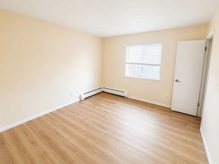 55 E Chenango Ave — Photo 7