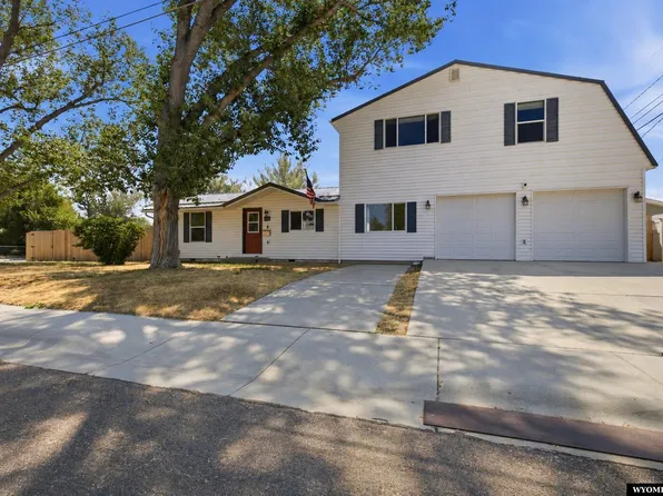 3005 De Smet Dr, Casper, WY 82604