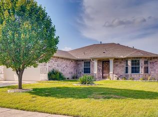 2104 Chisolm Trl, Forney, TX 75126