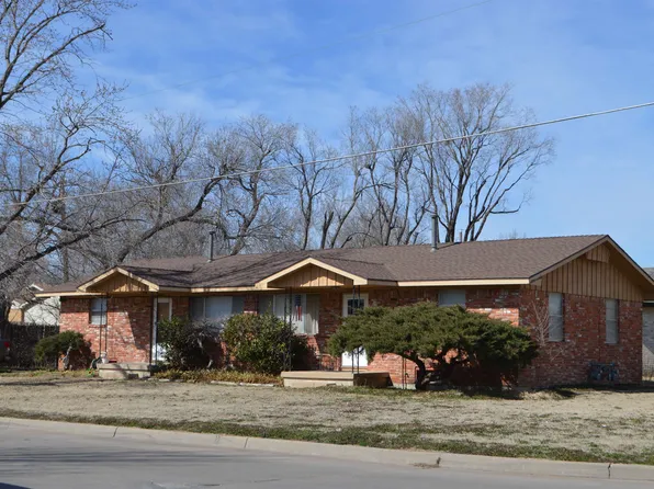 2604 W 11th St N, Wichita, KS 67203