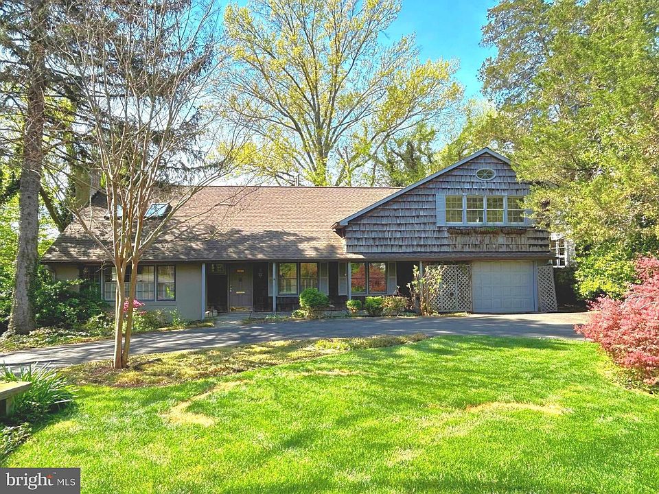 1st image of 6515 Old Chesterbrook Rd