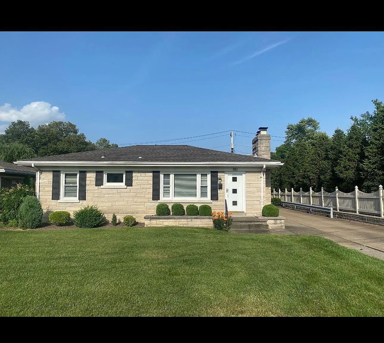 3 bed, 1040 sqft, $1,500 — Photo 3