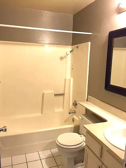 4 bed, 1410 sqft, $3,045 — Photo 4