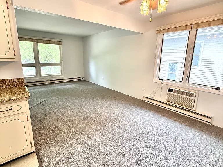 808 Oneida St — Photo 13