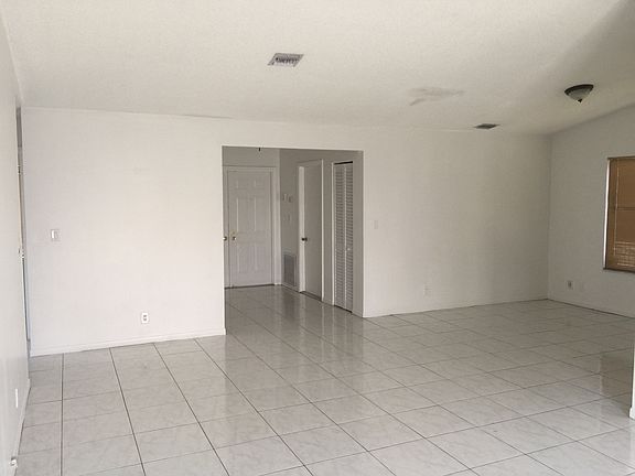 3rd image of 3212 NW 104th Ave