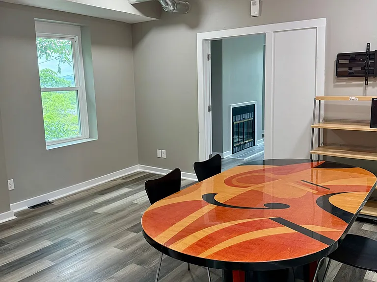 595 Martin Luther King Dr W #2 — Photo 4