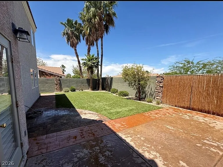 32 Sandwedge Dr — Photo 24