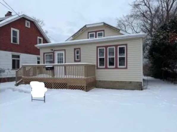 2049 E 39th St, Ashtabula, OH 44004