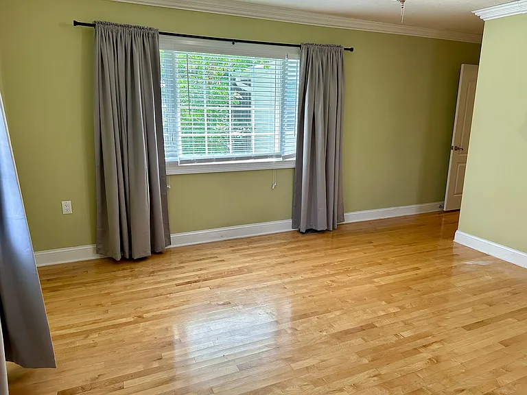 Grandview Dr — Photo 10