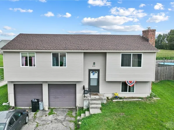 810 Nordhoff Farm Dr, Englewood, OH 45322