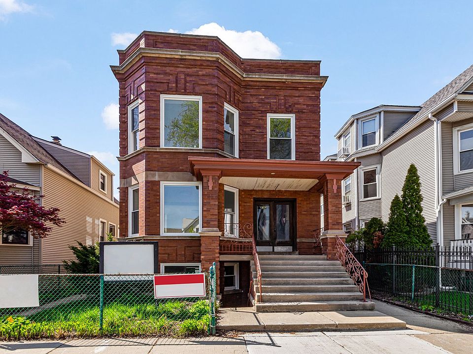 1st image of 1921 W Summerdale Ave #1F