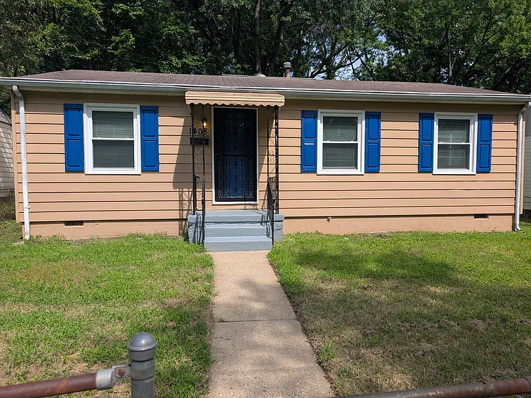 1408 Enfield Ave — Photo 1