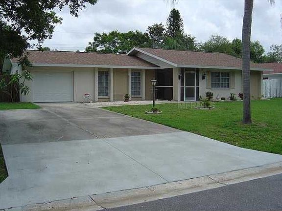 2nd image of 3709 Breezemont Dr
