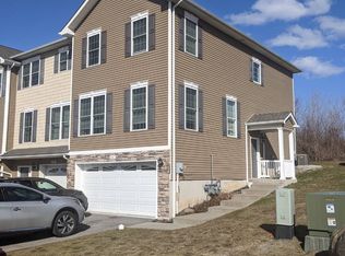307 Iron Forge Ln, New Windsor, NY 12553