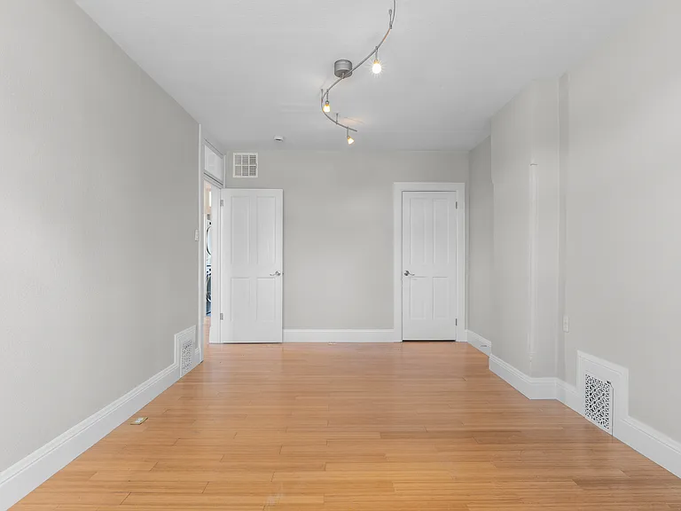 2952 Champa St — Photo 32