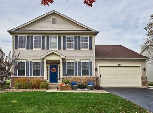 2733 Moraine Valley Rd, Wauconda, IL 60084