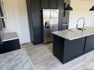 7537 Reese Rd #B, Cheyenne, WY 82009