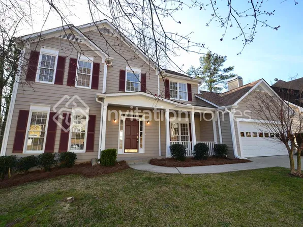 680 Watson Cv, Stone Mountain, GA 30087