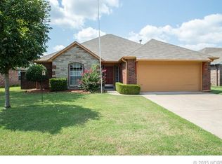 1526 W 118th St S, Jenks, OK 74037