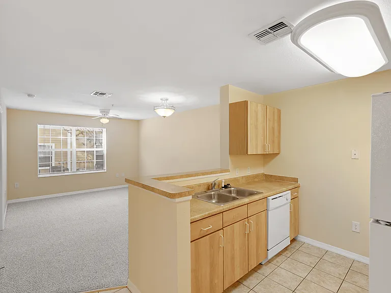 St. Luke's Life Center Apartments — Photo 14