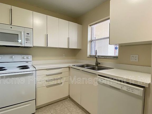 5th image of 107 Lake Evelyn Dr