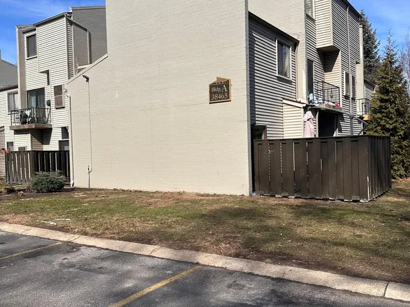 38465 North Ln #A202, Willoughby, OH 44094