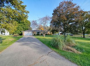 707 Leo Rd, Jackson, MI 49203