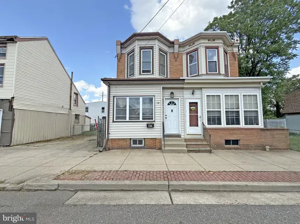 207 Powell St, Gloucester City, NJ 08030