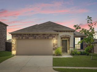 1208 Trace Dr, Aubrey, TX 76227