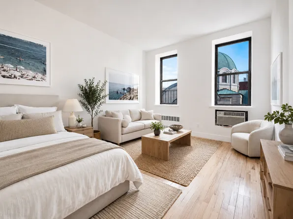 17 East 7th Street image 1 of 4