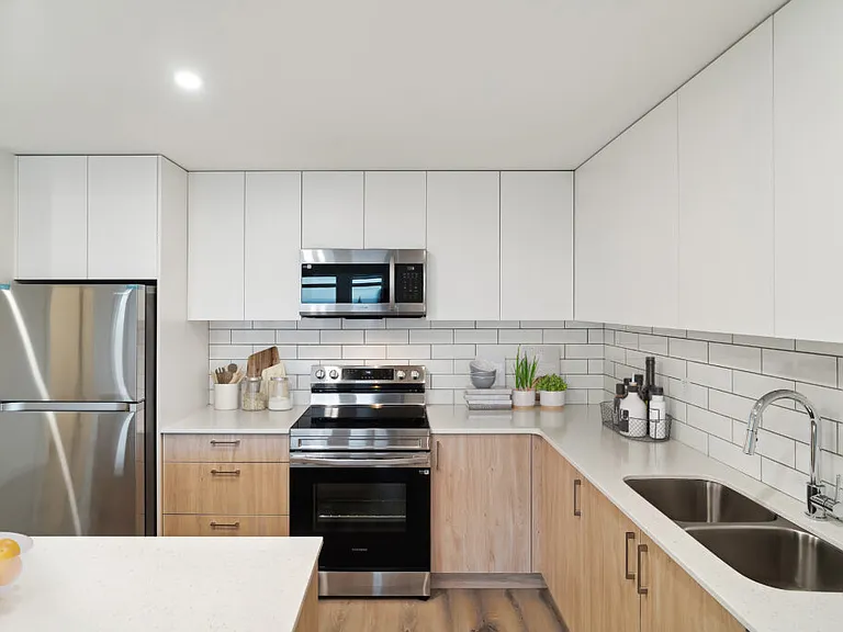 187 Bagshaw St #309 — Photo 21
