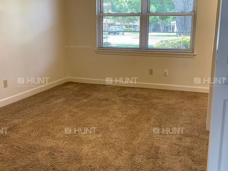 1666B Lunar Ct — Photo 7