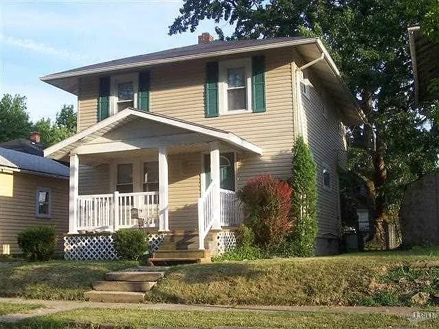 437 W Branning Ave photo 1