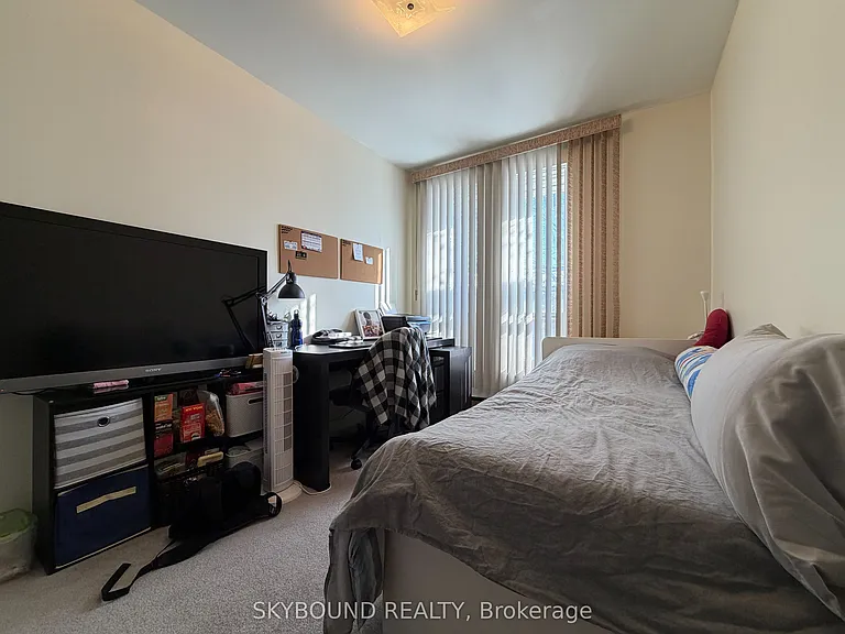 71 Cass Ave #19 — Photo 26
