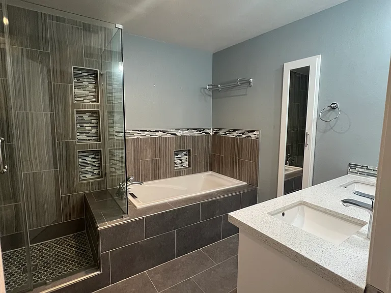 1663 Veteran Ave #105 — Photo 15