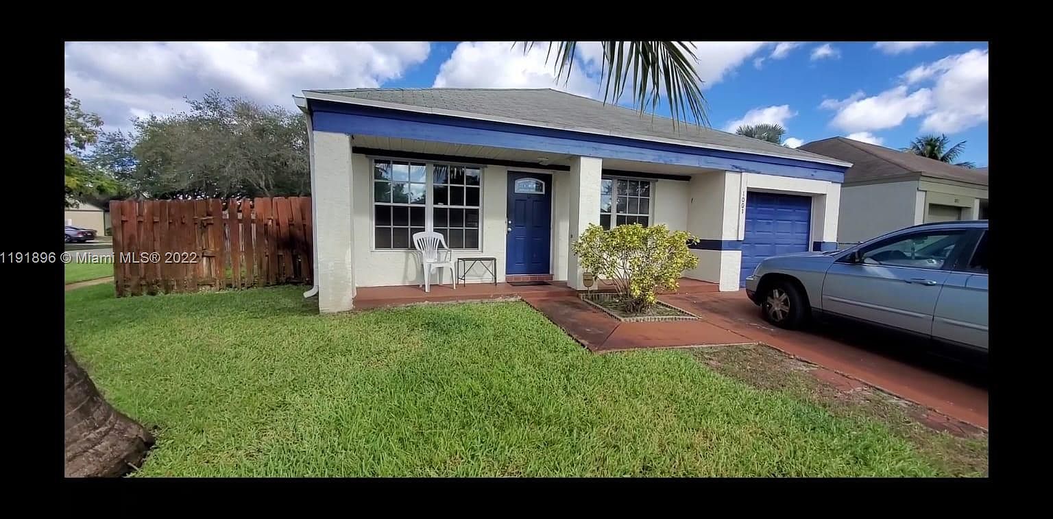 1001 SW 85th Ter, Pembroke Pines, FL 33025 Zillow