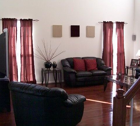 3rd image of 322 Lea Ave