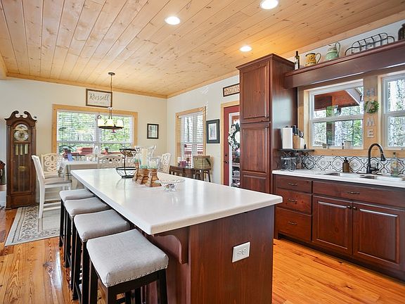 29th image of this home