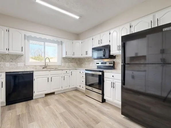 52.5 Buckeye Dr, Shelby, OH 44875