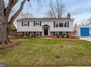 5911 Bond Ct, Alexandria, VA 22315